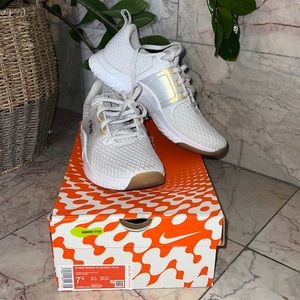 Nike Renew 7.5 worn once